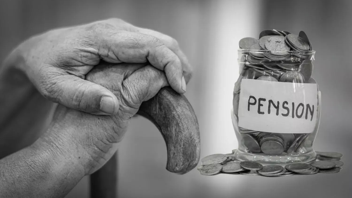Major pension rule change for Central govt employees in PSUs, dismissed staff to lose retirement benefits