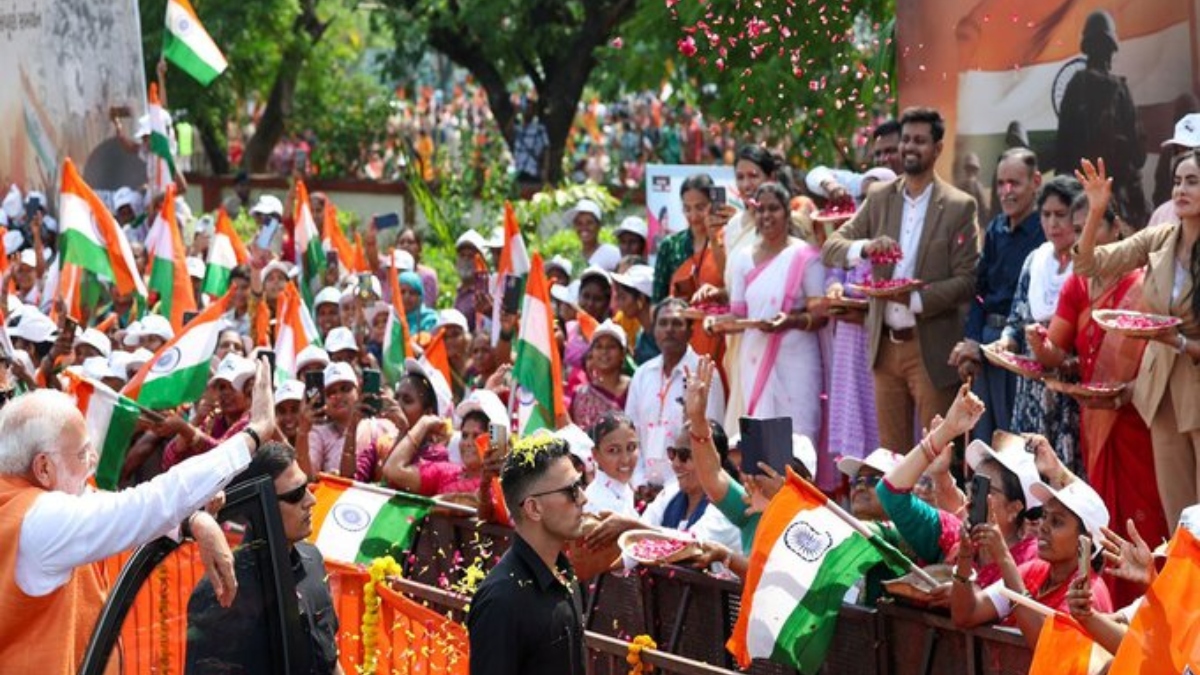 Colonel Sofiya Qureshi’s family joins PM Modi’s roadshow in Vadodara  | Video